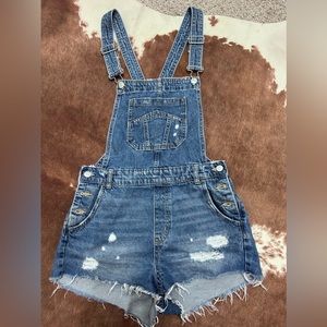 overall shorts
